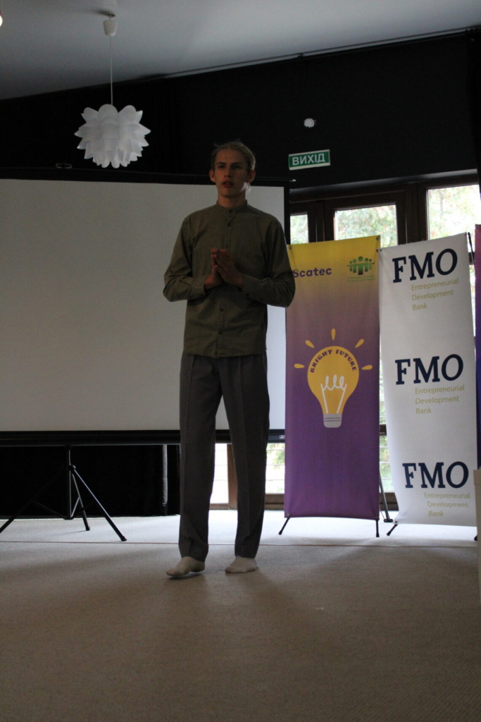 Kamianka_Oleksandr-Sichkar-1140x1710